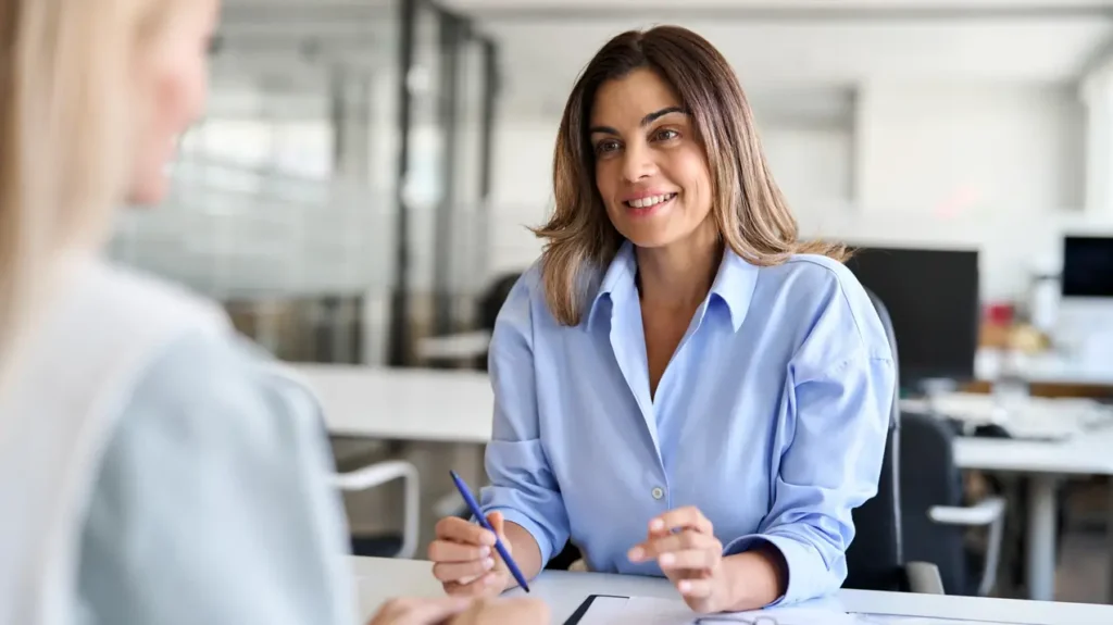 How We Assist with HR Consultancy Licensing in UAE Free Zones