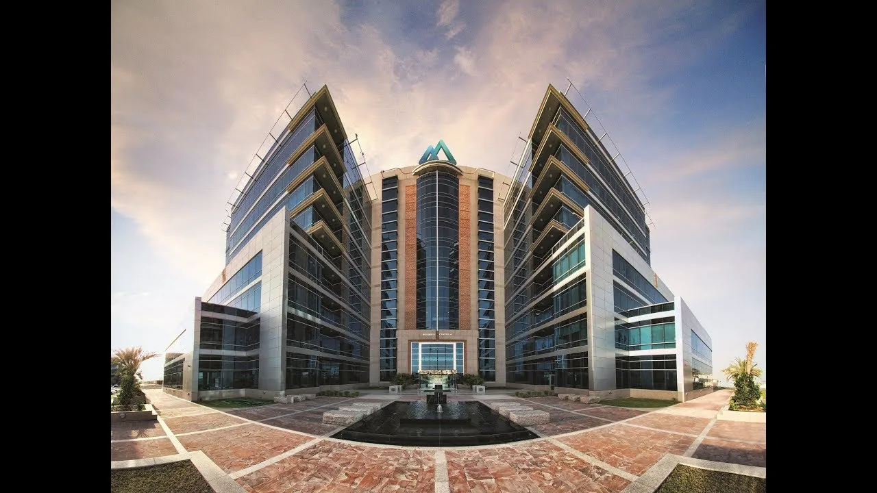 RAK ICC and RAKEZ Business Setup: Office, Licensing, and Compliance Explained